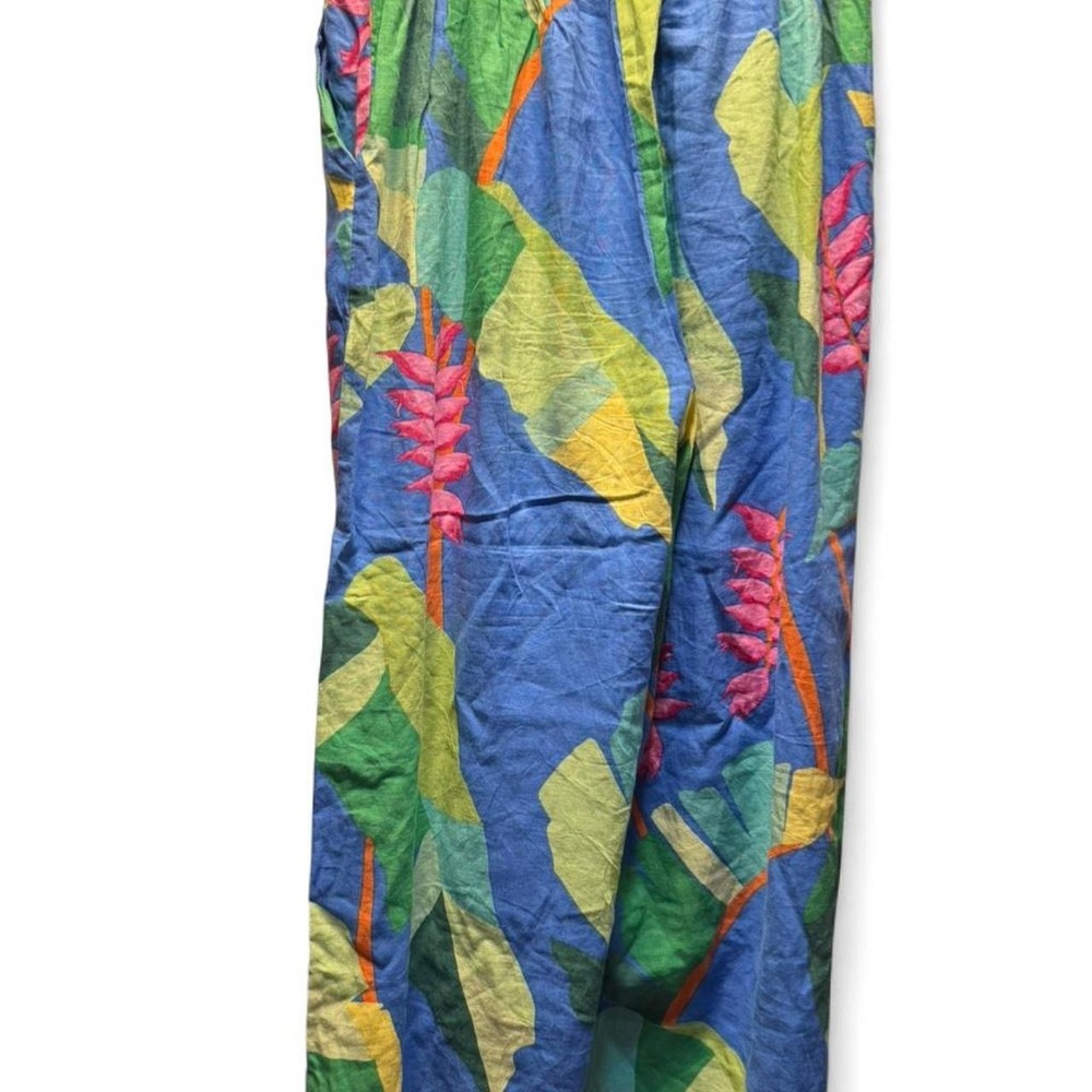 Blue and Green Wide leg stretch